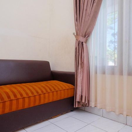 فندق Reddoorz Syariah Near Alun Alun Wonosari المظهر الخارجي الصورة