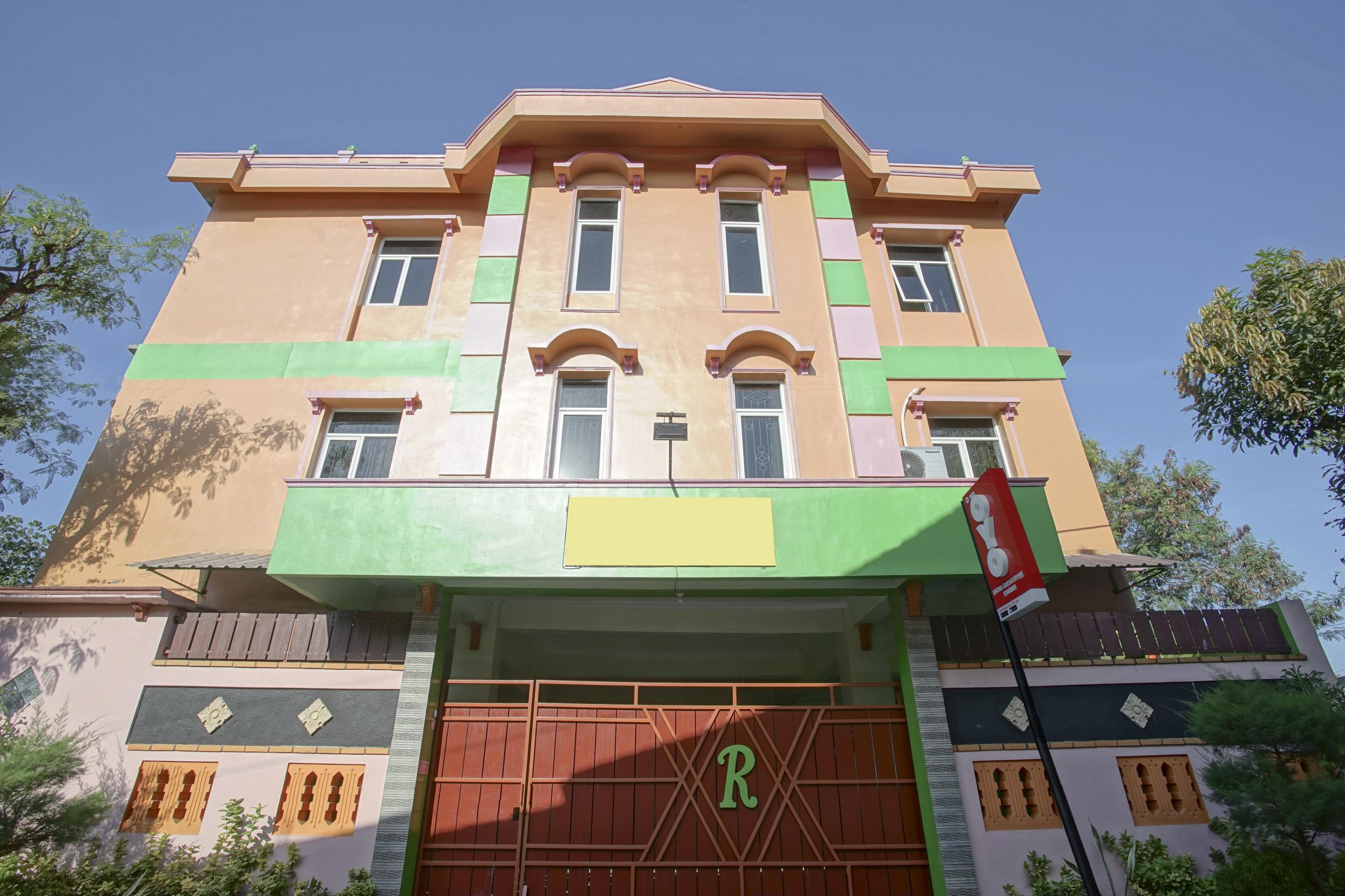 فندق Reddoorz Syariah Near Alun Alun Wonosari المظهر الخارجي الصورة
