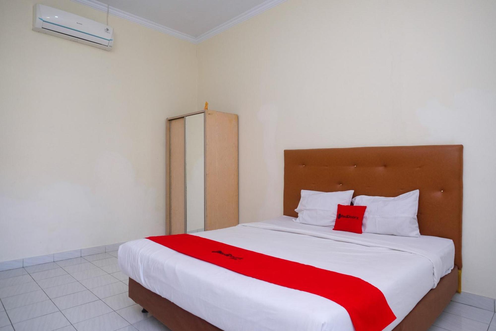 فندق Reddoorz Syariah Near Alun Alun Wonosari المظهر الخارجي الصورة