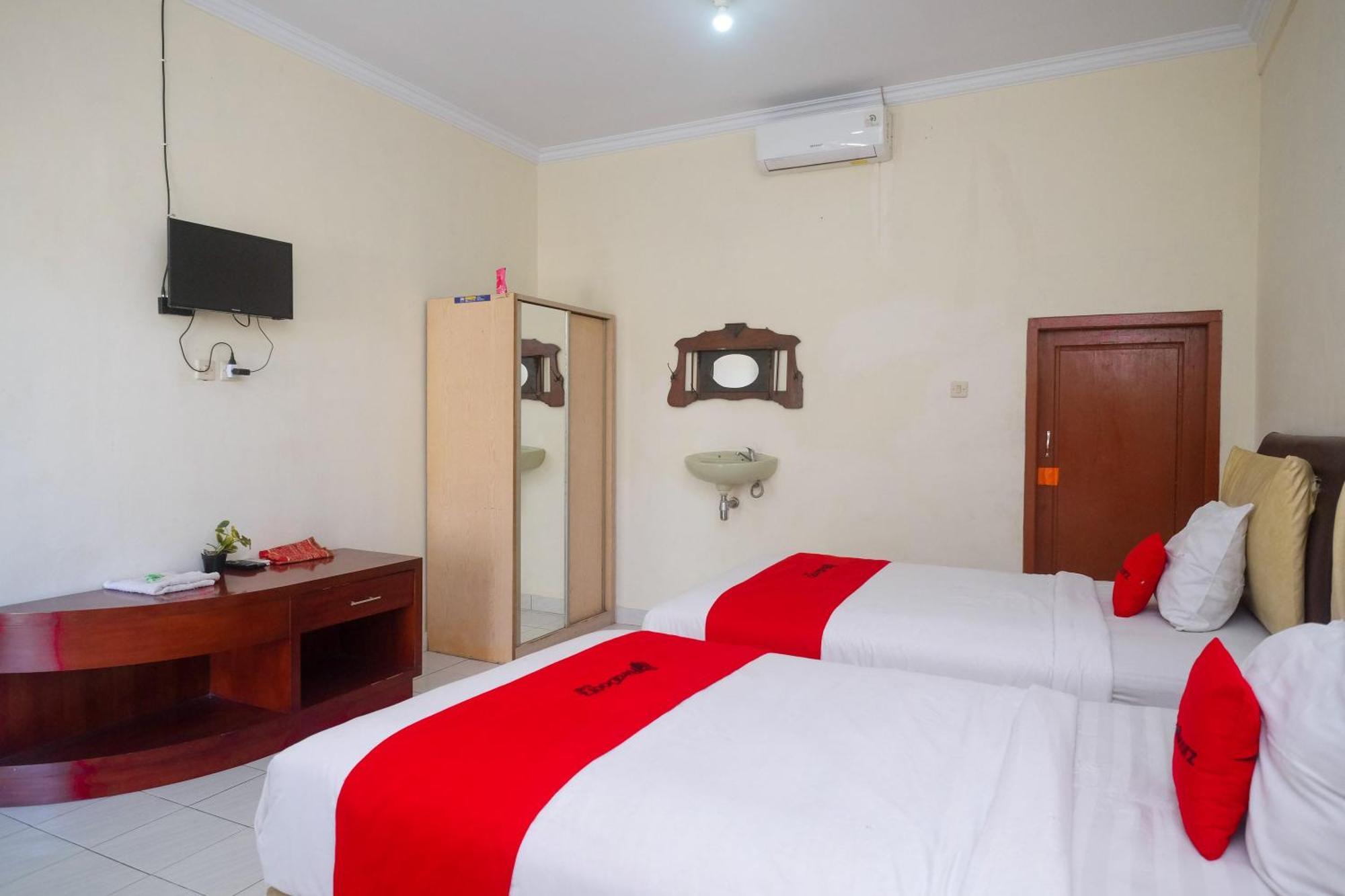 فندق Reddoorz Syariah Near Alun Alun Wonosari المظهر الخارجي الصورة